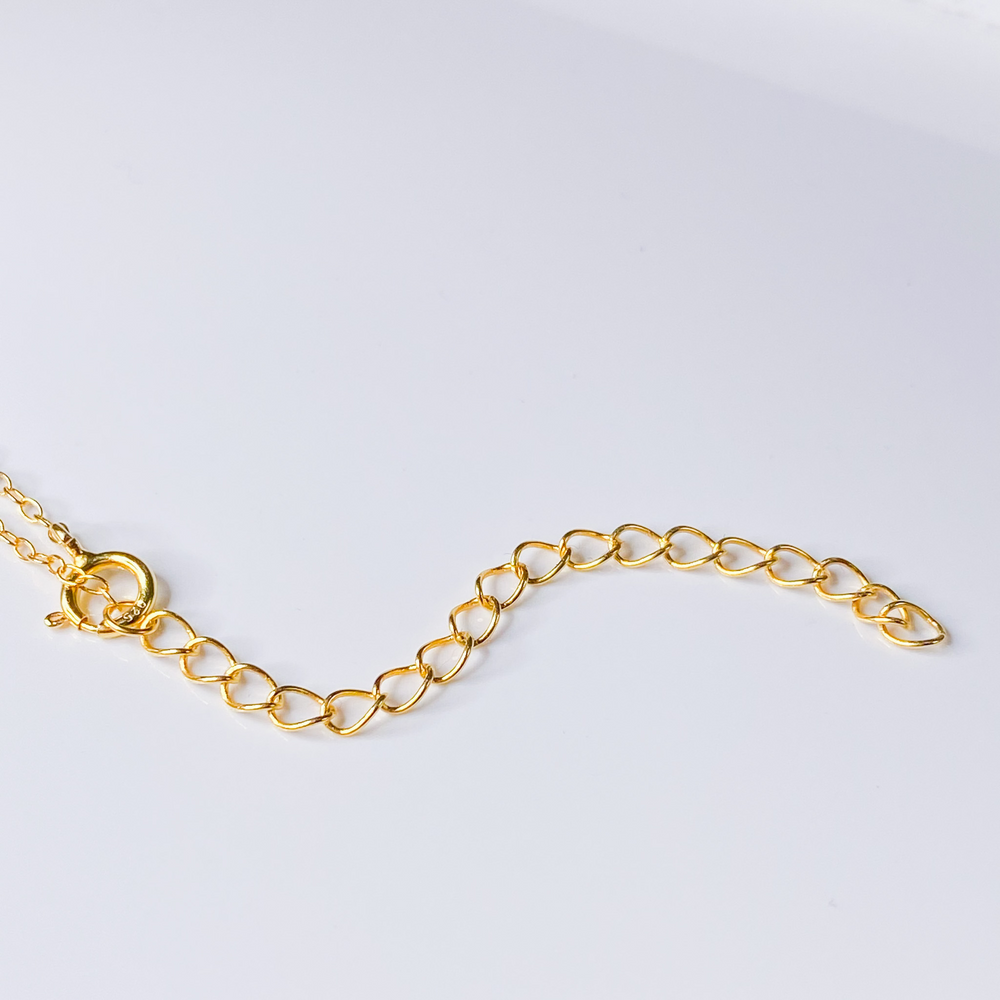 
                  
                    Mama Minimalist - Necklace in Gold
                  
                