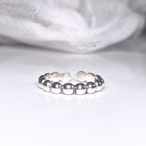 
                  
                    Cara - Sterling Silver Ball Bead Toe Ring
                  
                